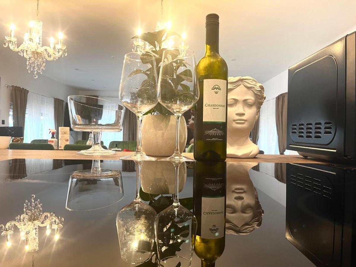 Zagvozd Luxury Villa Andrea Vrzika In Forest Near The Sea מראה חיצוני תמונה