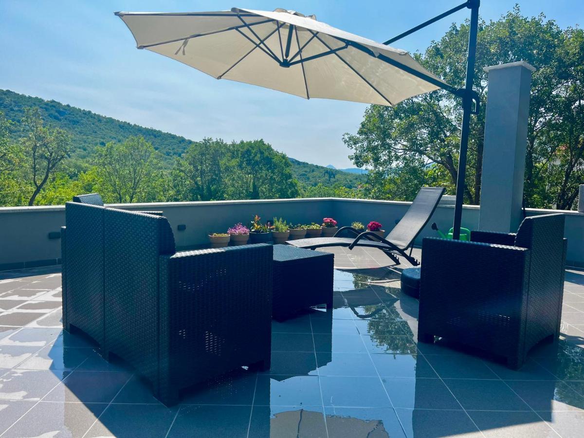 Zagvozd Luxury Villa Andrea Vrzika In Forest Near The Sea מראה חיצוני תמונה