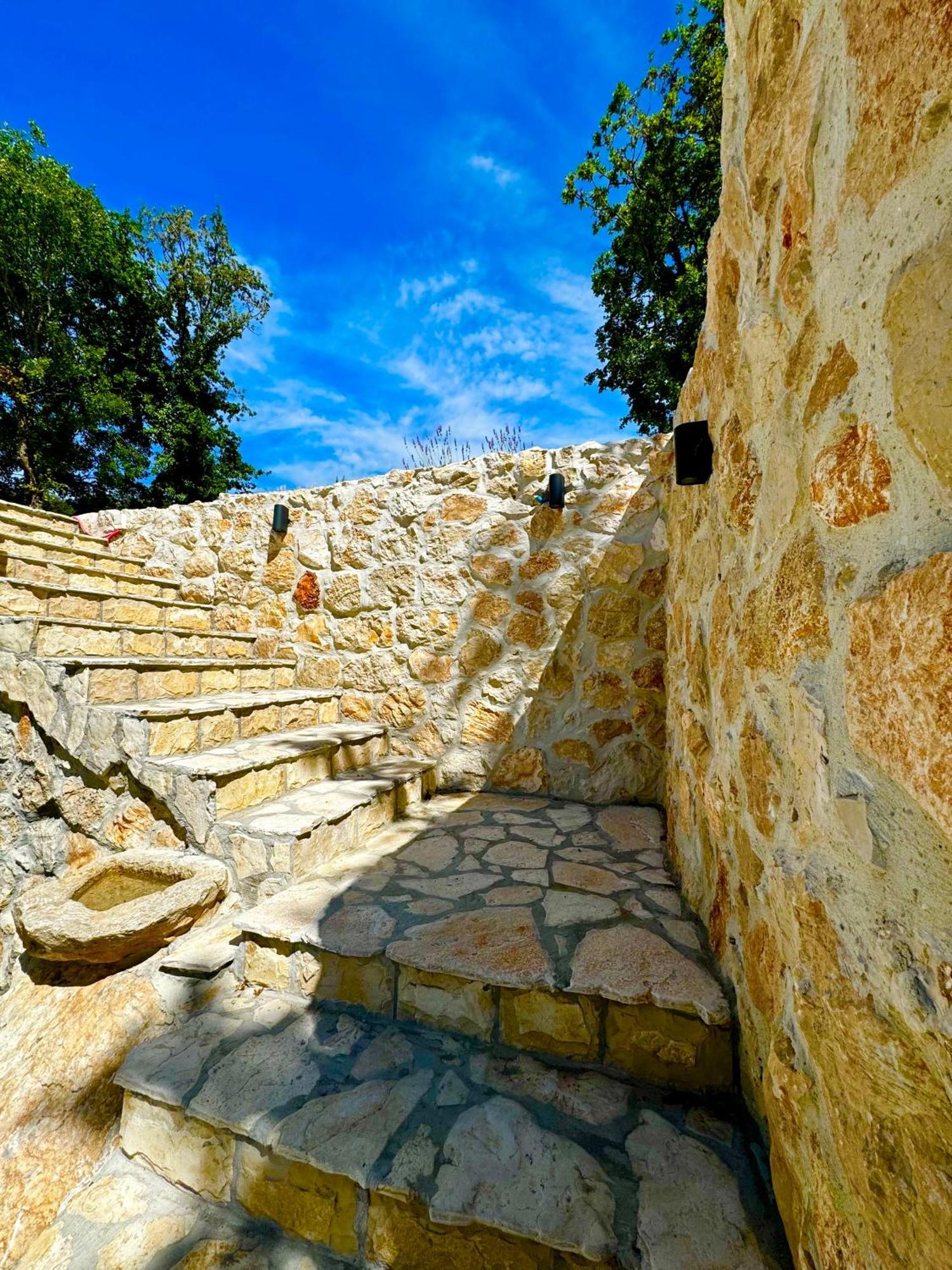 Zagvozd Luxury Villa Andrea Vrzika In Forest Near The Sea מראה חיצוני תמונה
